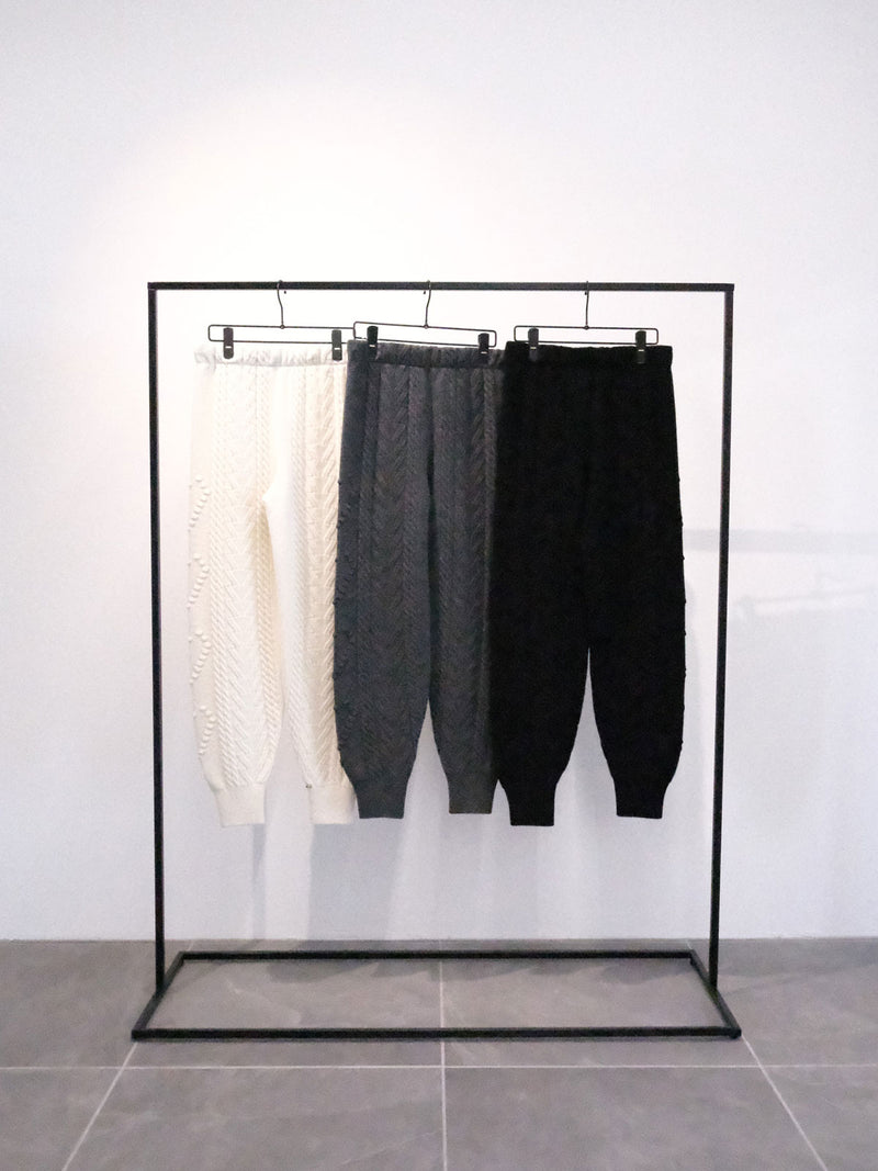 【WOMENS】 【PRE-ORDER】CASHMERE HEART CABLE PANTS